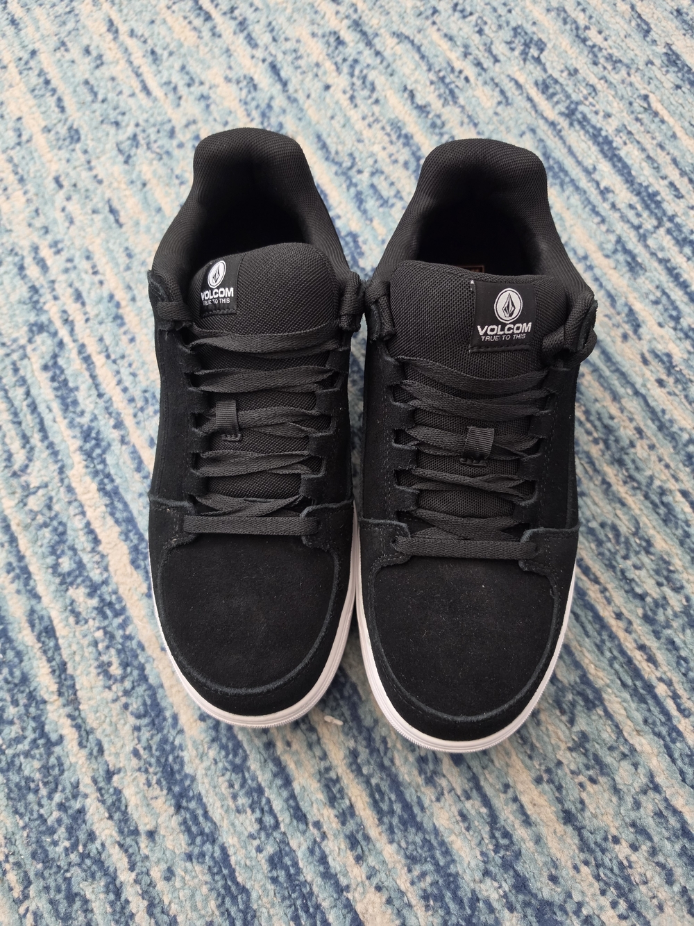 Volcom Men's Black Low-Top Skate Sneakers